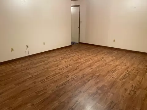 Living - 18 Spring St, Pataskala, OH 43062 photo 1 of 2