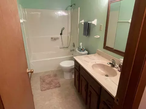Bath - 18 Spring St, Pataskala, OH 43062 photo 1 of 1