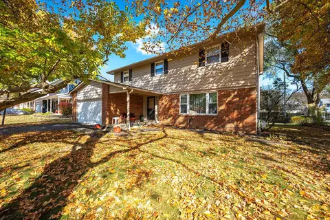 620 College Crest Rd, Westerville, OH 43081