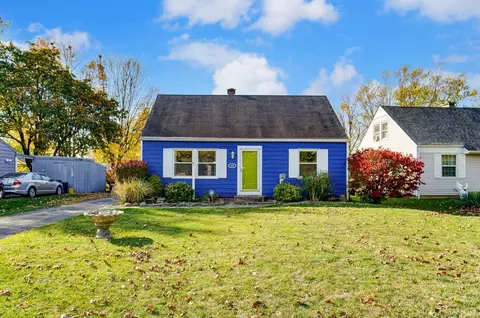 429 Old Village Rd, Columbus, OH 43228
