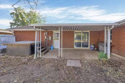2035 Chippewa Dr, Circleville, OH 43113 photo 8