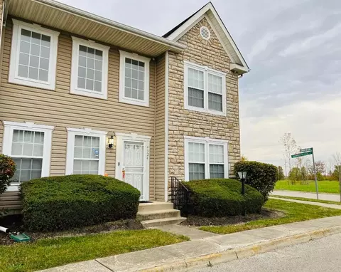 4324 Bowman Meadow Dr #18, Canal Winchester, OH 43110