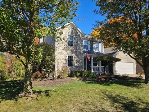 318 W Hull Dr, Delaware, OH 43015