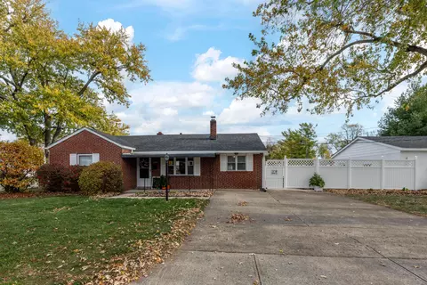 4208 Dudley Ave, Grove City, OH 43123