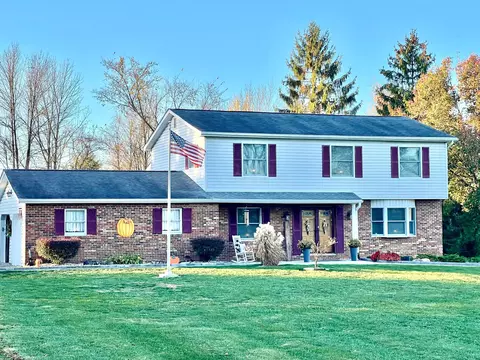 7311 Stout Rd, Circleville, OH 43113