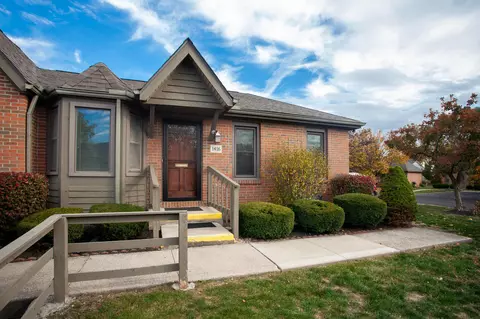 1416 Pegwood Dr, Columbus, OH 43229
