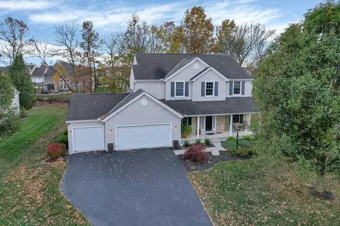 6883 Blue Holly Dr, Lewis Center, OH 43035