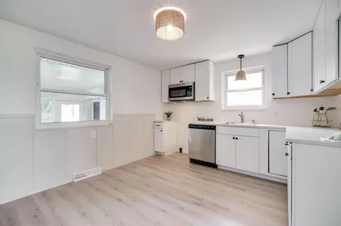 Kitchen - 1251 Student Ave, Springfield, OH 45503 photo 1 of 4
