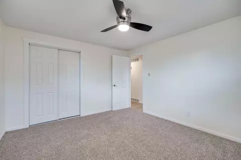 Bedroom - 1251 Student Ave, Springfield, OH 45503 photo 4 of 7