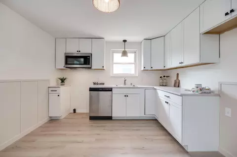 Kitchen - 1251 Student Ave, Springfield, OH 45503 photo 2 of 4