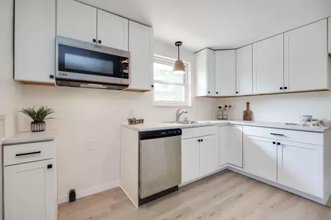 Kitchen - 1251 Student Ave, Springfield, OH 45503 photo 4 of 4