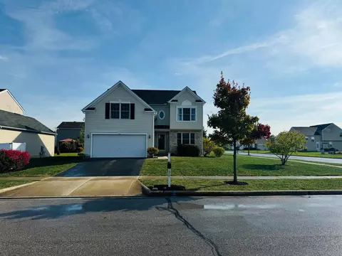 2108 Trophy Dr, Marysville, OH 43040