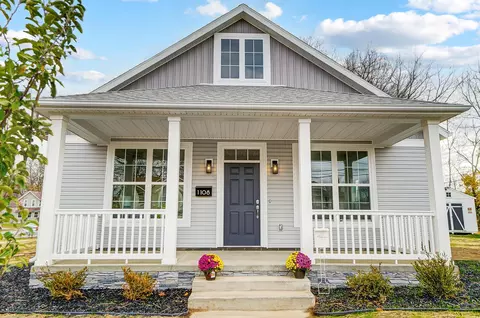 1108 S Yellow Springs St, Springfield, OH 45506