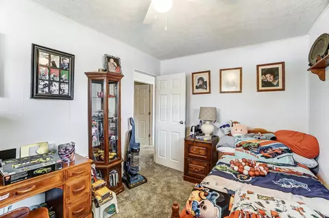 Bedroom - 308 S William St, Springfield, OH 45506 photo 5 of 5