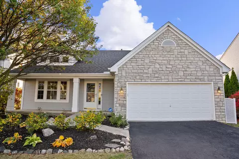 4293 Owl Ct, Grove City, OH 43123