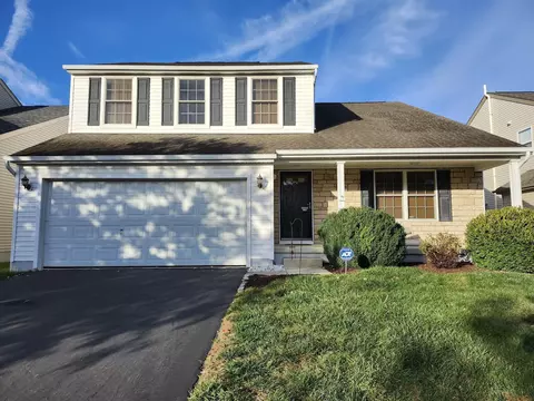 2359 Featherwood Dr, Columbus, OH 43228