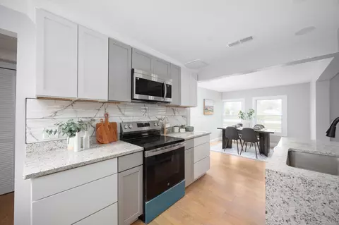 Kitchen - 1301 Moler Rd, Columbus, OH 43207 photo 6 of 6