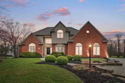 5845 Heron Ct, Westerville, OH 43082