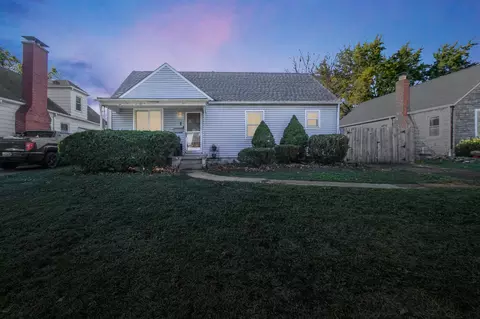 69 Demorest Rd, Columbus, OH 43204