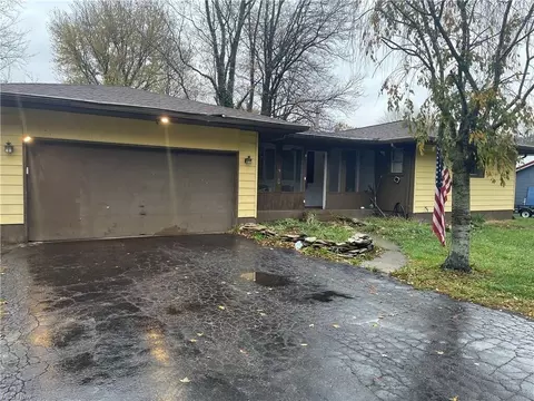 13768 Refugee Rd SW, Pataskala, OH 43062