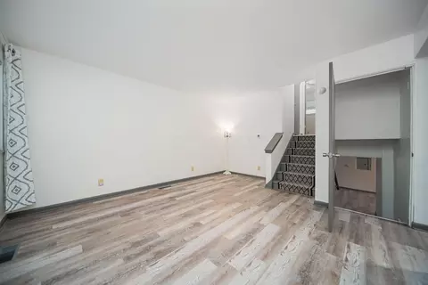 176 S Hague Ave, Columbus, OH 43204