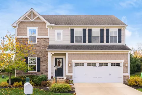 6367 Brandon Dr, Lewis Center, OH 43035