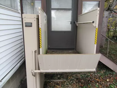 541 E 6th Ave, Lancaster, OH 43130 photo 8