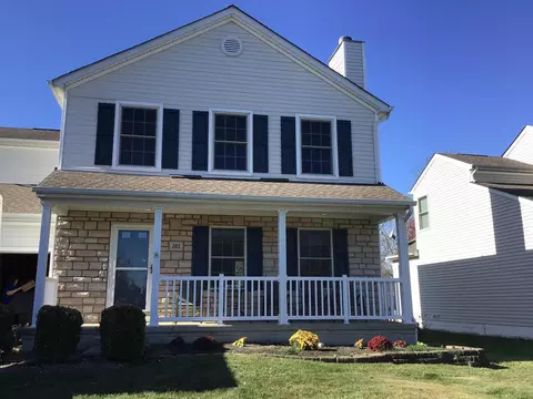 202 Rome Dr, Pataskala, OH 43062