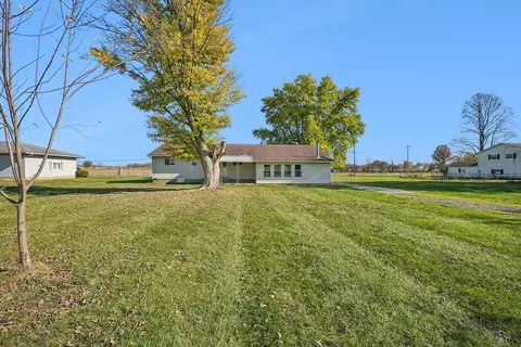 Exterior - 2573 Ryan Rd, Heath, OH 43056 photo 3 of 7
