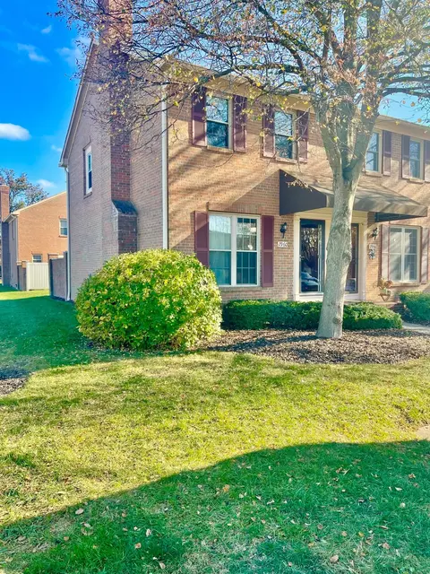 7960 Boothbay Ct #44, Powell, OH 43065