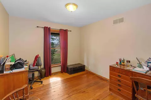 Bedroom - 1889 Prospect-norton Rd, Prospect, OH 43342 photo 4 of 4