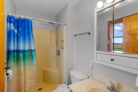 Bath - 1889 Prospect-norton Rd, Prospect, OH 43342 photo 1 of 3