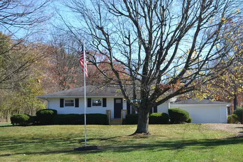 5375 Fairmount Rd, Heath, OH 43056