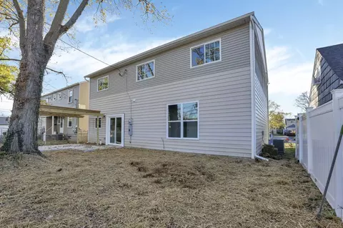 Exterior - 686 S Everett Ave, Columbus, OH 43213 photo 13 of 14