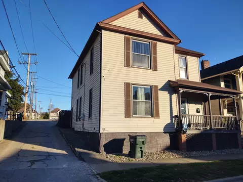214 N 9th St, Cambridge, OH 43725