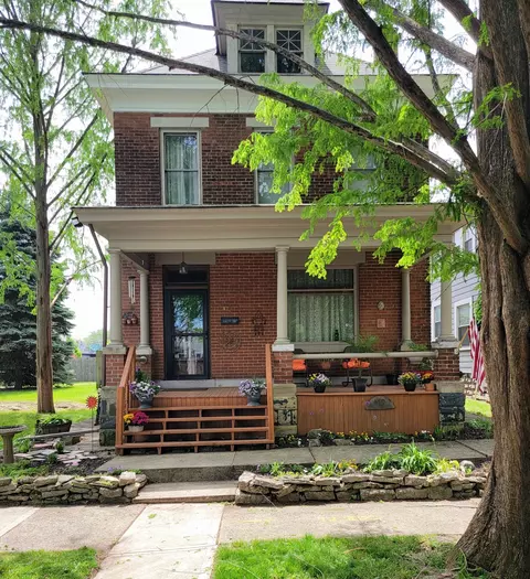 479 Reinhard Ave, Columbus, OH 43206