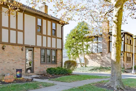 649 Olde Towne Ave #F, Columbus, OH 43214