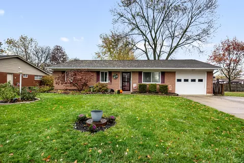 790 Pointview Dr, Westerville, OH 43081
