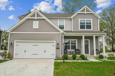240 Old Bay Dr, Pataskala, OH 43062