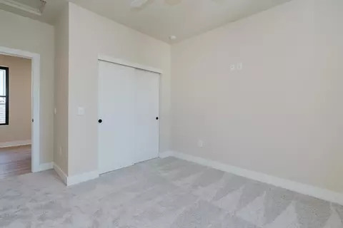Bedroom - 237 Redbud Aly, Columbus, OH 43206 photo 6 of 8