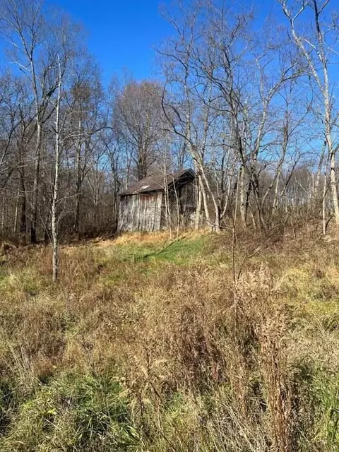 10549 Pleasant Valley Rd NE, Frazeysburg, OH 43822