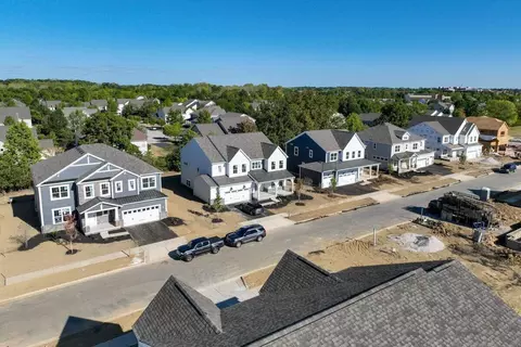 View/Area - 6947 Banshee Dr, Dublin, OH 43016 photo 2 of 4