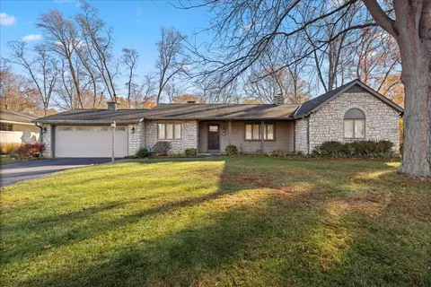 3076 S Dorchester Rd, Columbus, OH 43221