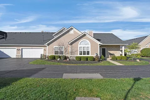 8026 Flint Run Pl, Columbus, OH 43235