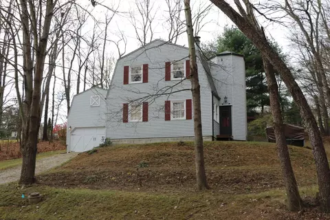 494 Crabapple Dr, Howard, OH 43028