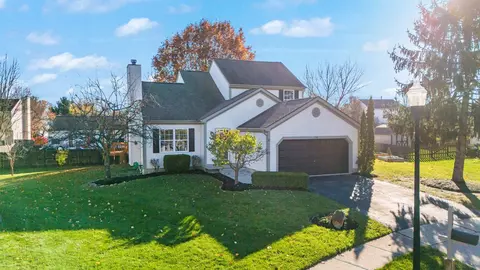 739 Granton Ct, Lewis Center, OH 43035