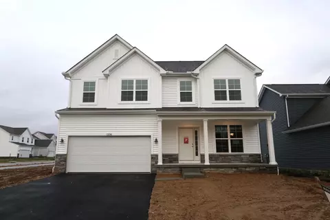 1206 Quarry Oak Dr, Grove City, OH 43123