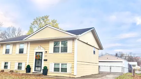 317 Haymarket Pl, Gahanna, OH 43230