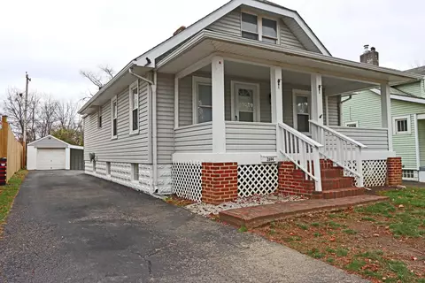 2694 Dibblee Ave, Columbus, OH 43204