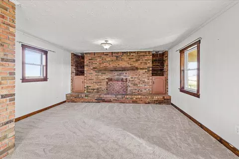Living - 7288 County Road 62, De Graff, OH 43318 photo 5 of 5